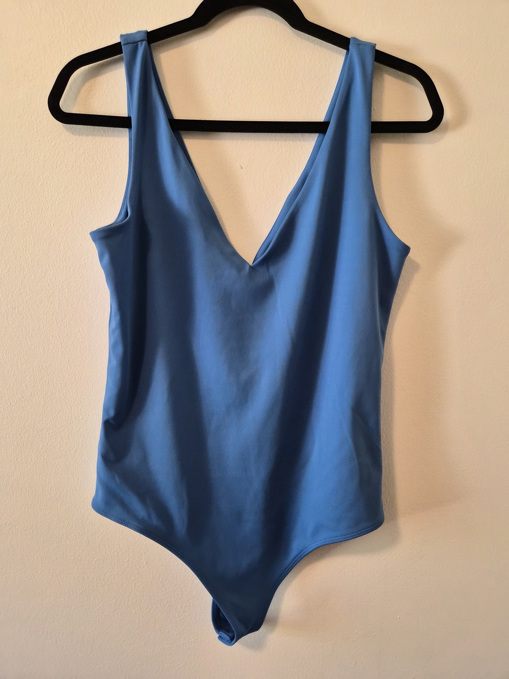 Express Body Contour V Neck Dusty Blue Bodysuit Size Medium